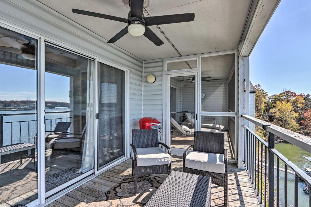 Sunny Osage Beach With Balcony And Lakefront View Eksteriør billede